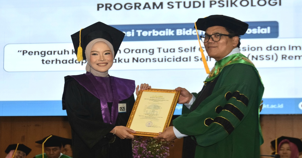 Inilah 9 Wisudawan Terbaik UIN Jakarta di Hari Pertama Wisuda Ke-131