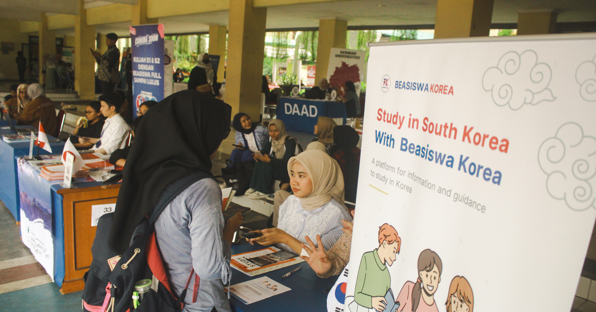 Wujudkan Kuliah ke Luar Negeri di FITK Scholarship Fair
