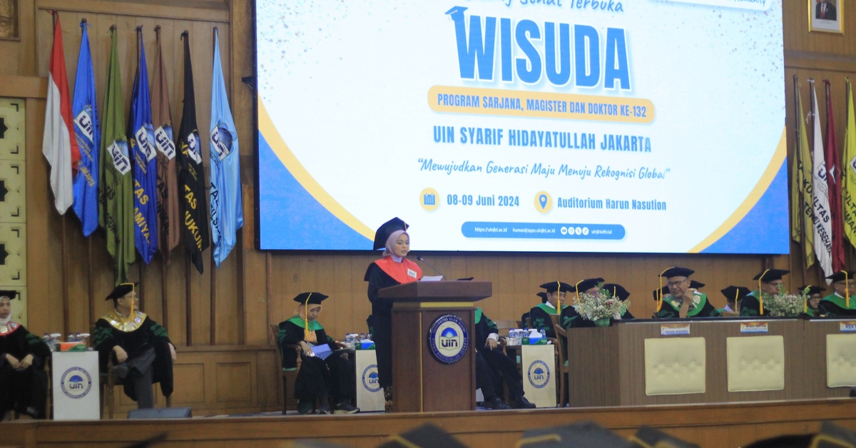 Wisuda Ke-132 UIN Jakarta: 1331 Mahasiswa Lulus, Tiga Skripsi Terbaik Terpilih