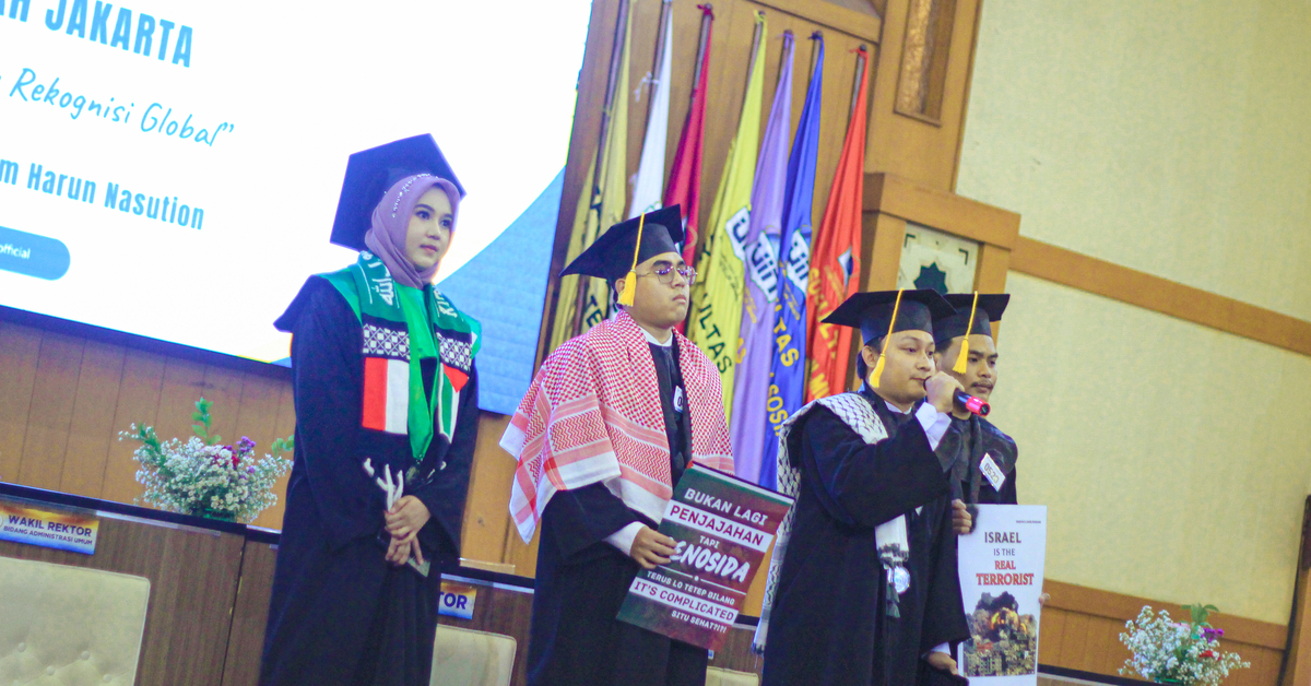 Orasi Bela Palestina oleh Perwakilan Wisudawan UIN Jakarta pada Wisuda ke-132