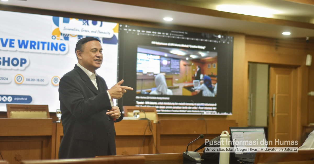 Perkuat Pemahaman Kehumasan, Pusat Informasi dan Humas UIN Jakarta Gelar  Workshop Penulisan Berita dan Media Sosial